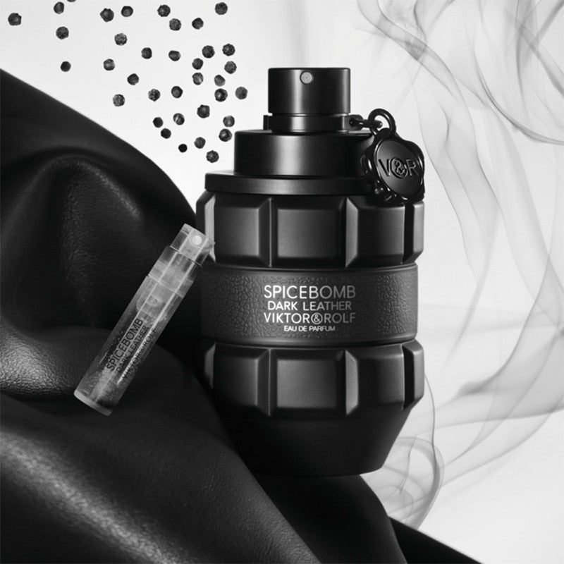 Viktor and Rolf - Spicebomb Dark Leather (Eau de Parfum Oneigmatique et Sensolle pour homme)